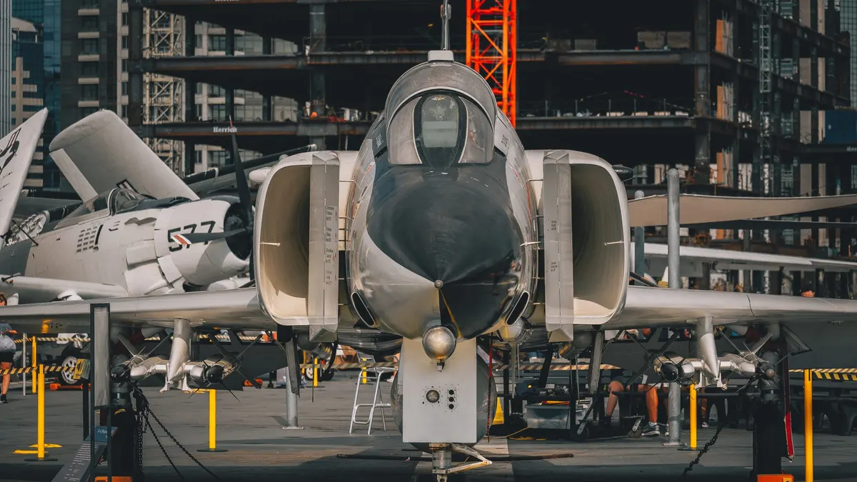 Eurofighter Typhoon (Anh): mua ít hơn 72 chiếc nhưng chi phí đơn vị tăng 75% và cái giá của hợp tác bốn quốc gia